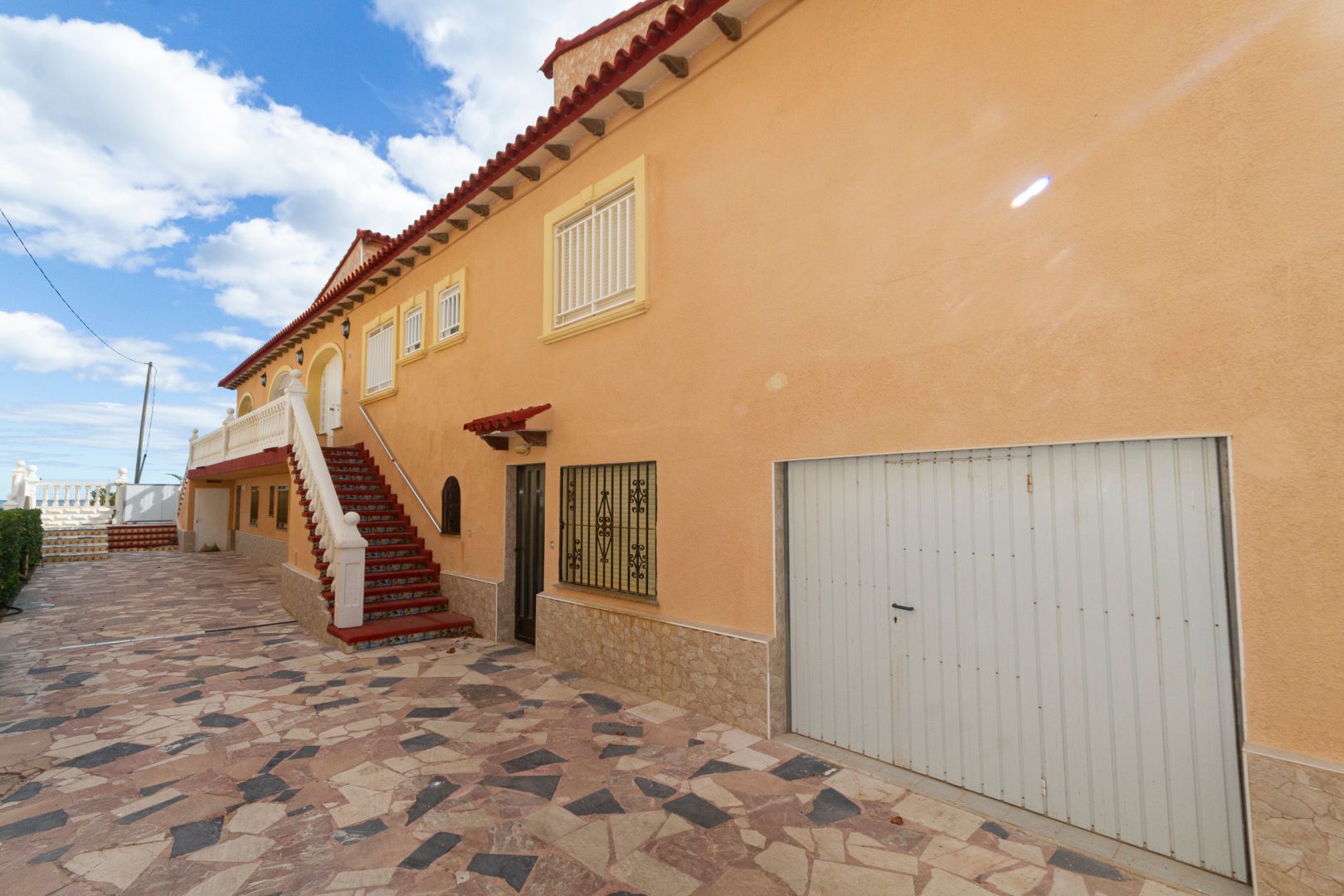 Chalet frontal al mar en Playa Deveses